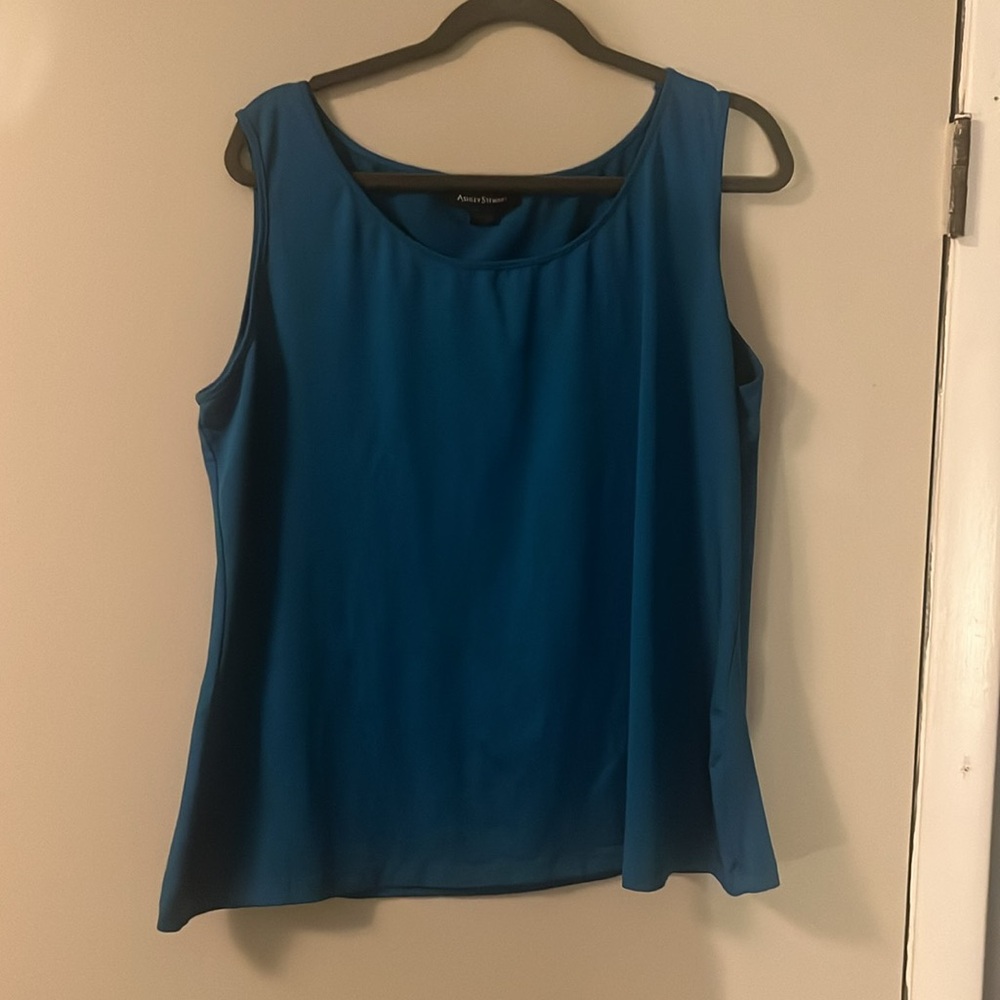 Ashley Stewart blue flower blouse with matching tank top size 22/24 - Picture 2 of 2
